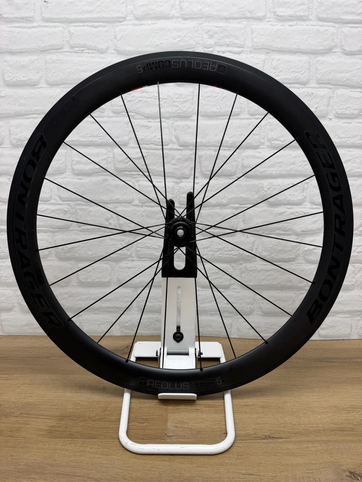 Bontrager Aeolus Comp 5 Front Wheel