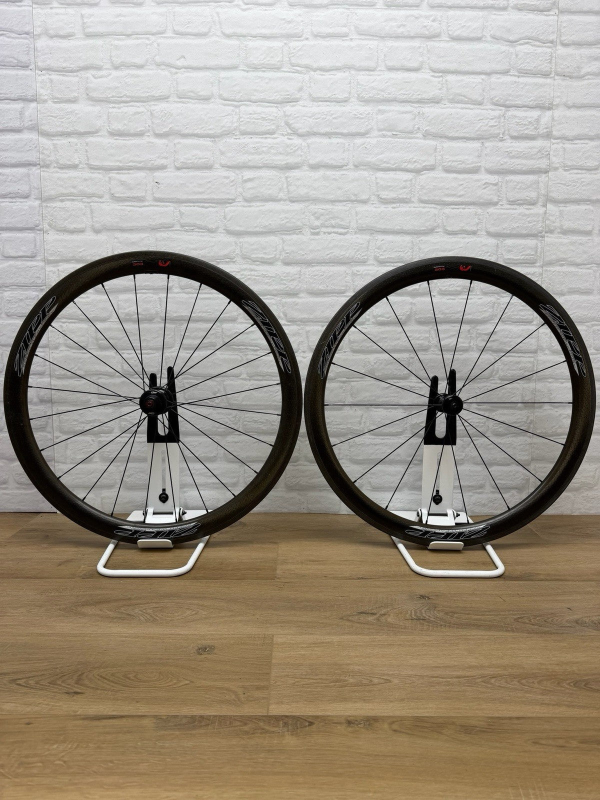 Zipp 303 Firecrest Carbon Clincher Wheelset