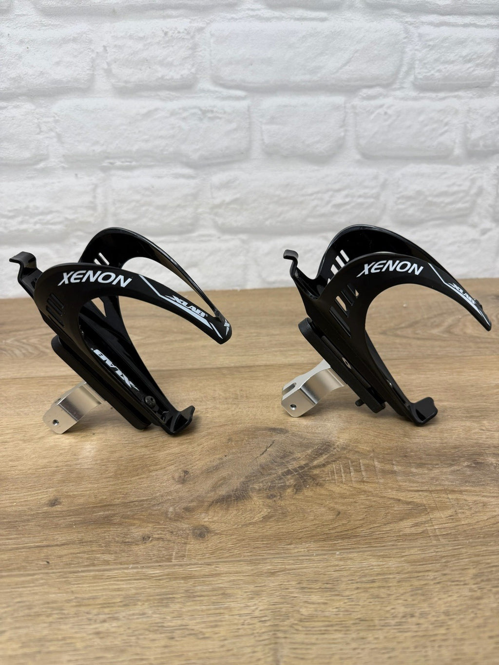 Xlab Xenon Water Bottle Cage Set With Xlab Mini Wing 105 