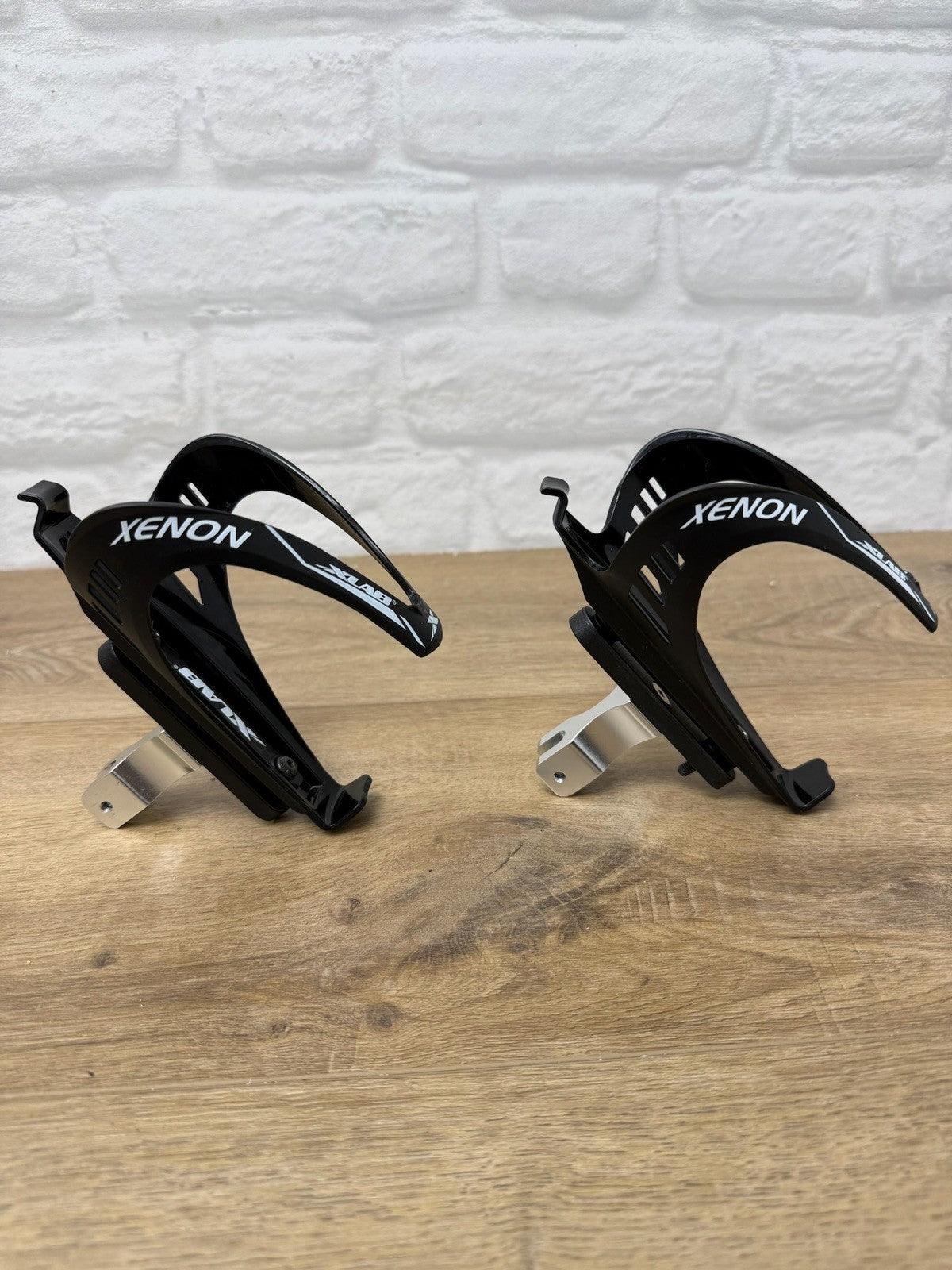 Xlab Xenon Water Bottle Cage Set With Xlab Mini Wing 105 