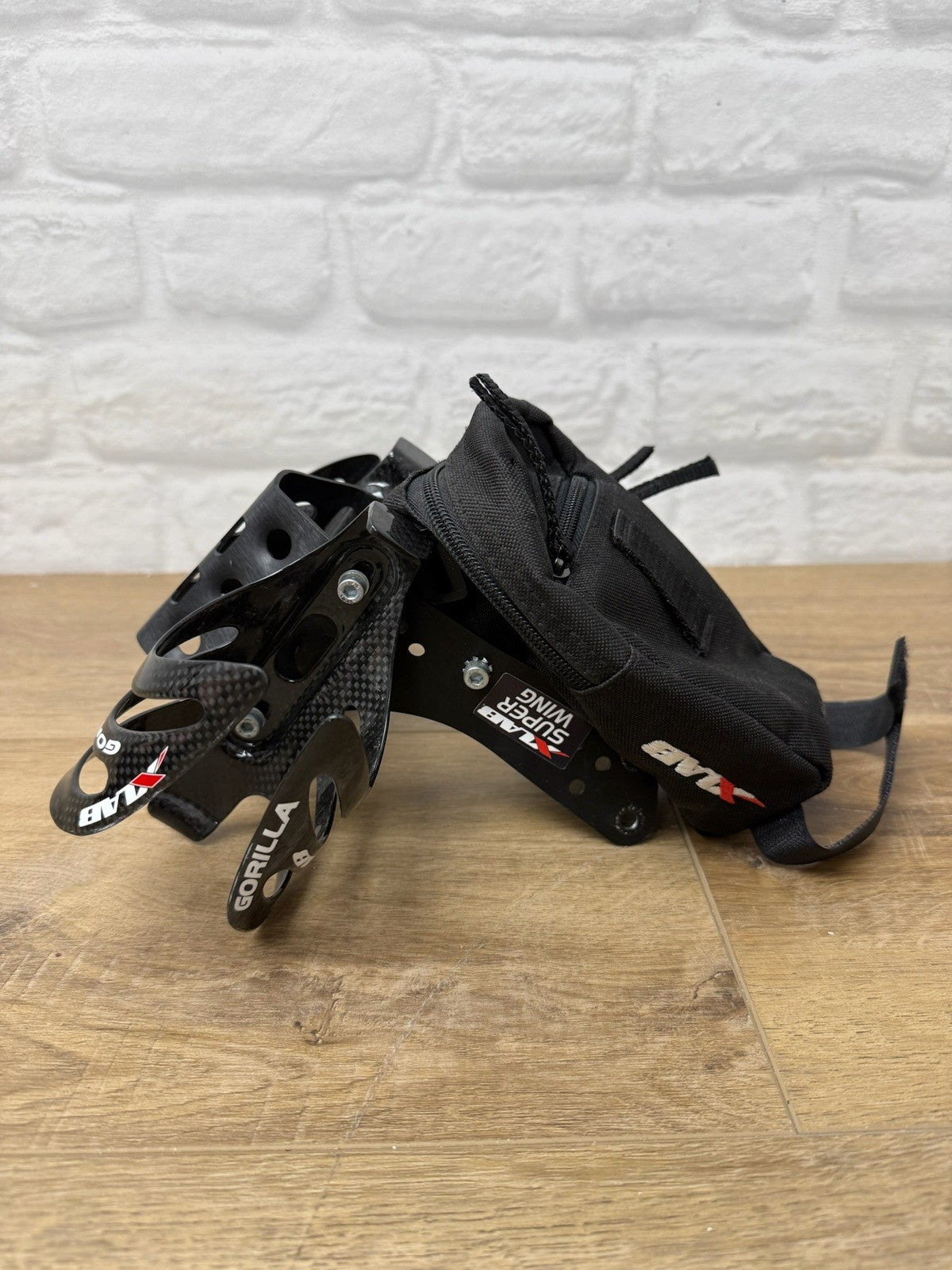 Xlab Super Wing Carrier With Xlab Gorilla Carbon Cage Set And Xlab Mini Bag