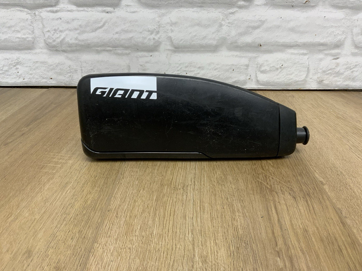 Giant Trinity aero water bottle