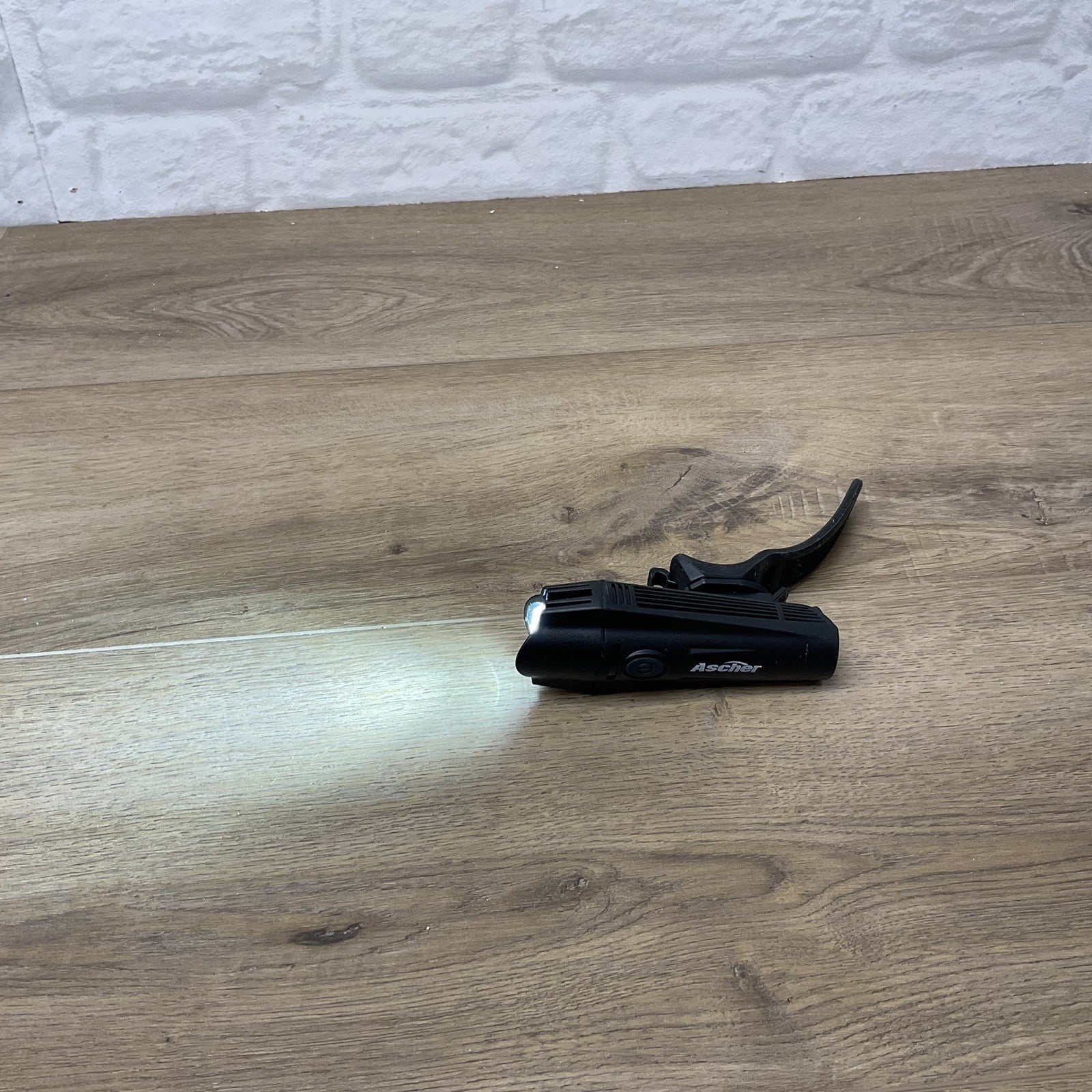 Ascher Bicycle Headlight Black Detachable Flashlight/ Handlebar Flashlight 