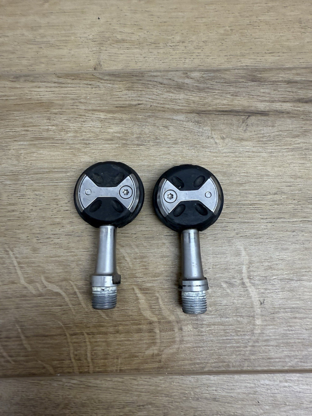 classic Speedplay clipless road pedals