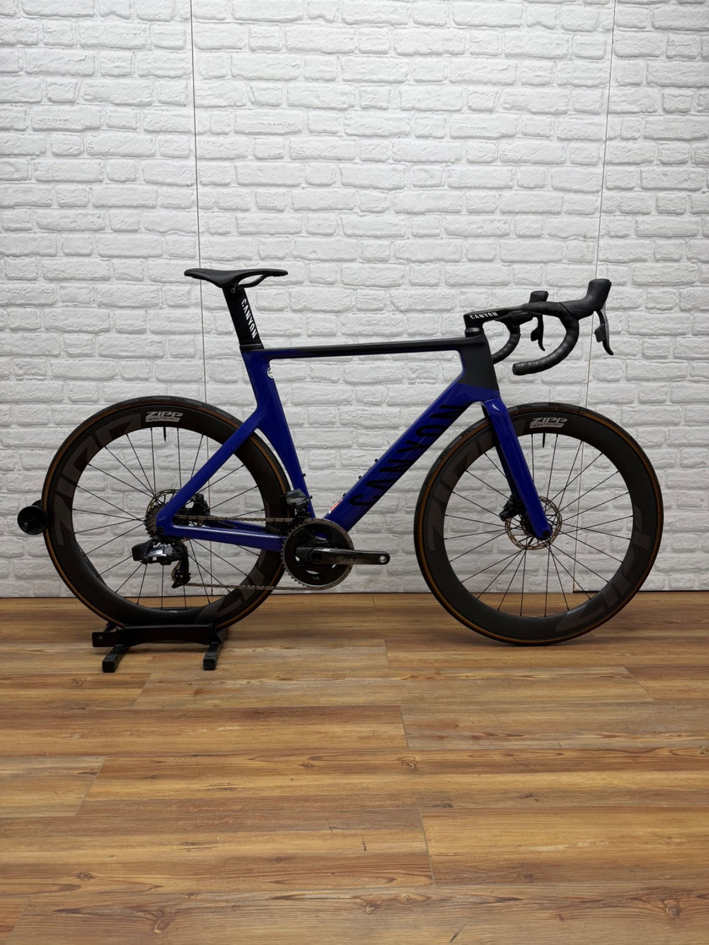 Canyon Aeroad CF SLX Large eTap Disc Brake