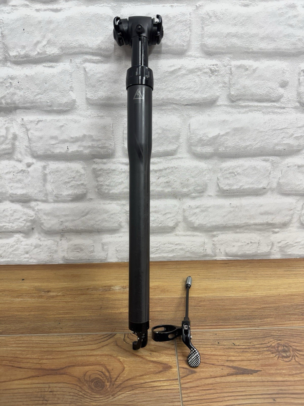 Specialized Carbon Command Post 272mm Dropper Seat Post