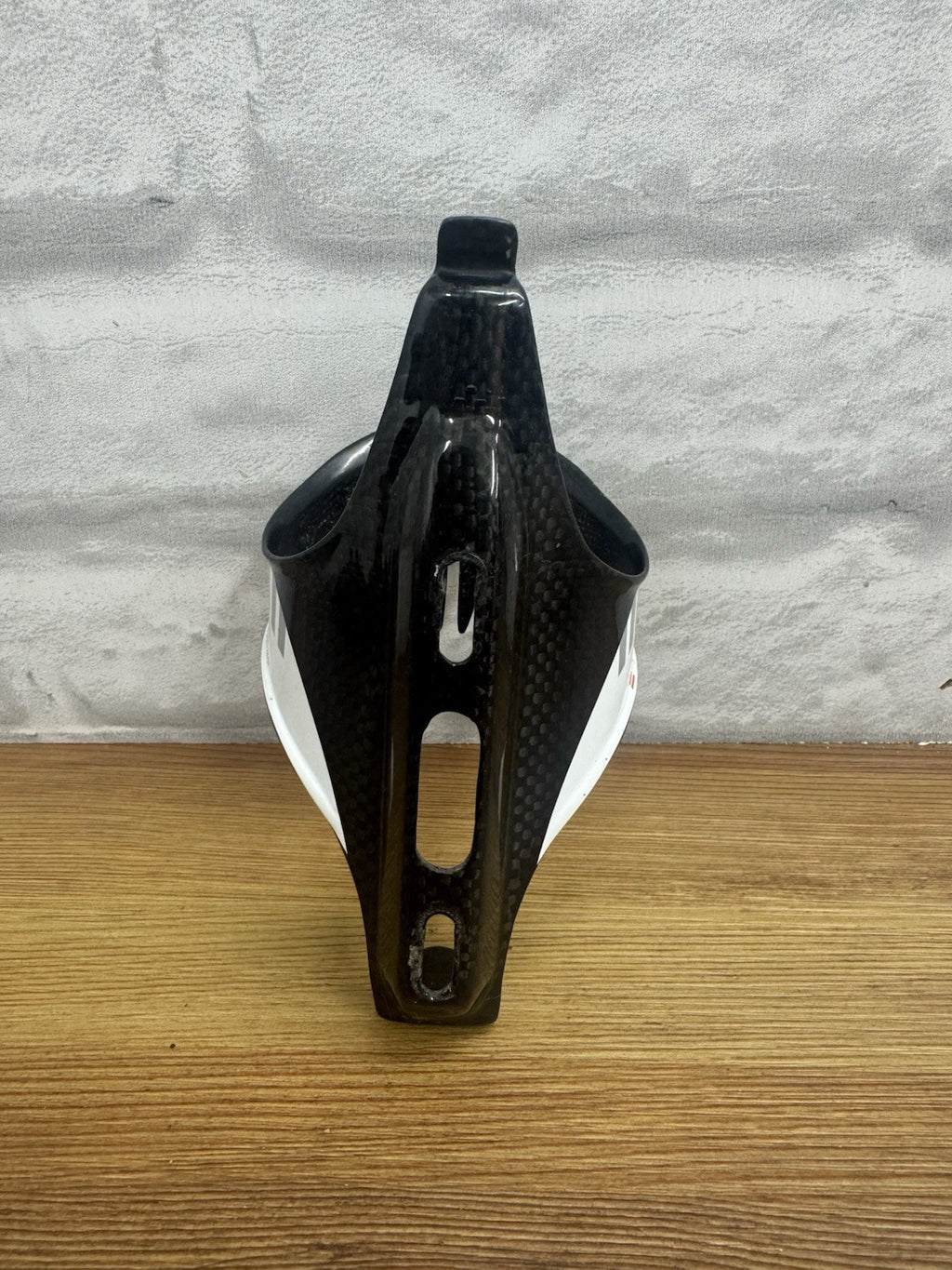 ELITE High Performance Carbon Fiber Bottle Cage
