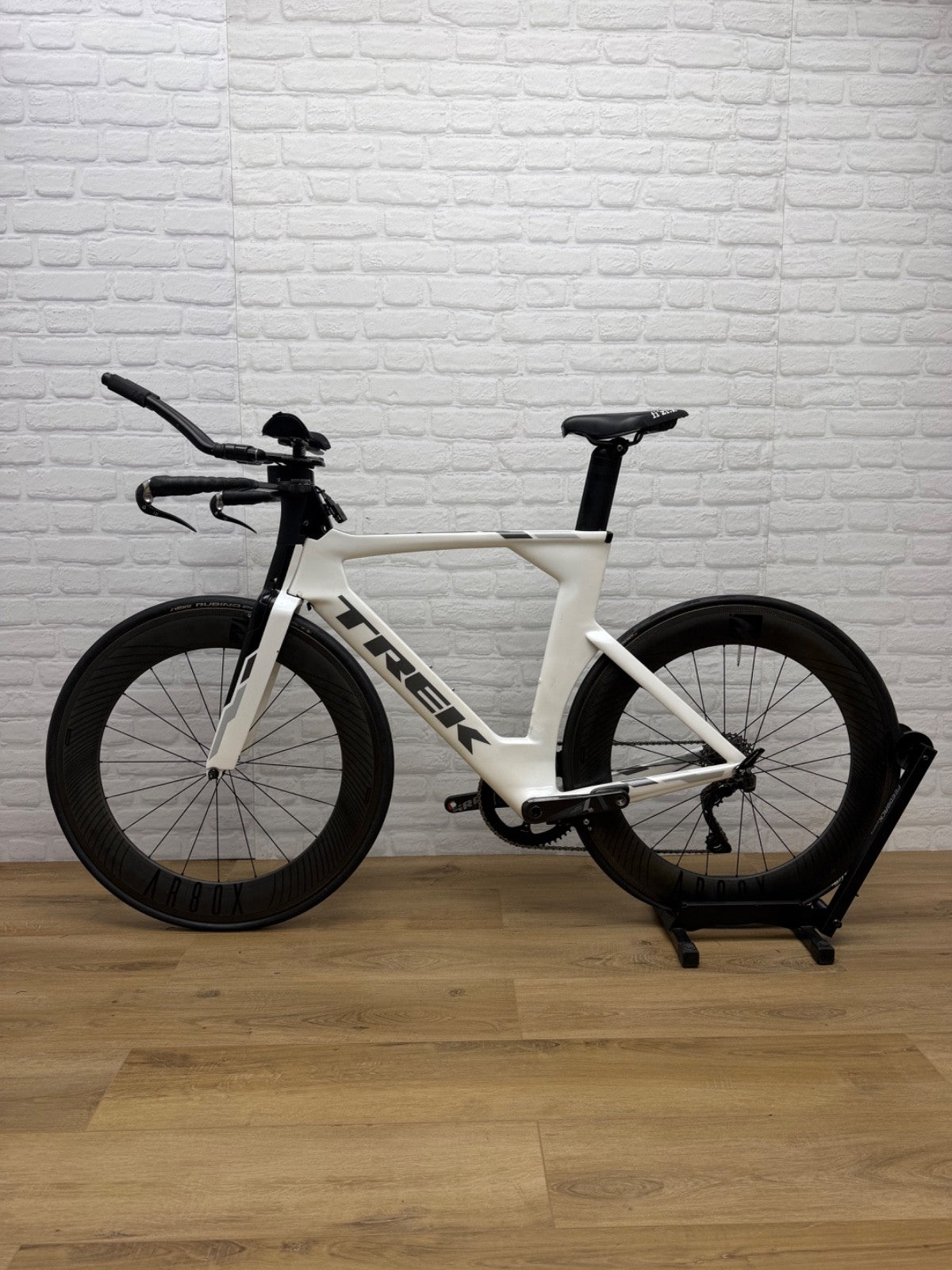 Trek Speed Concept Large Triathlon Bike