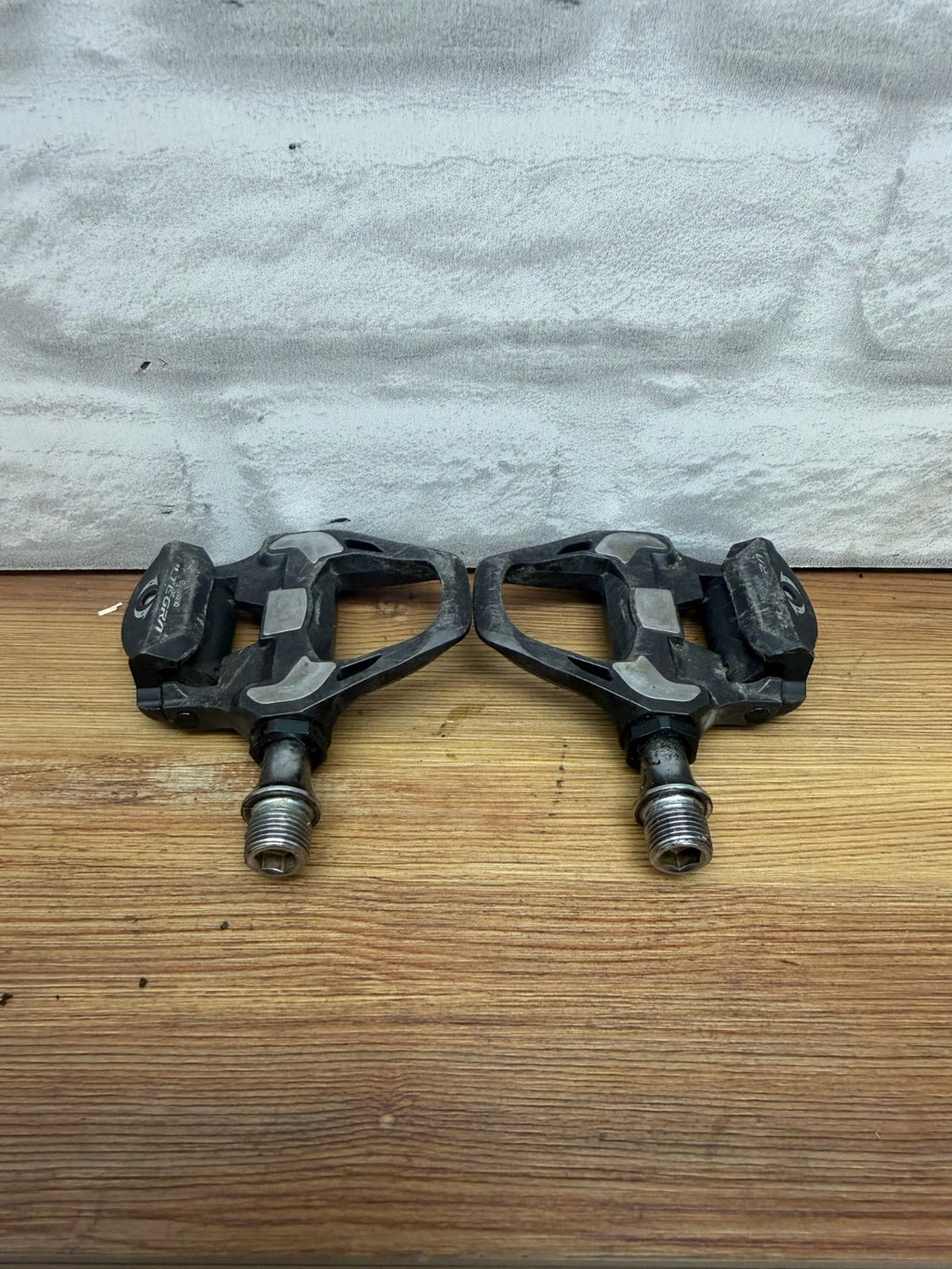 Shimano Ultegra PD-R6800 Carbon SPD-SL Road Bike Pedals