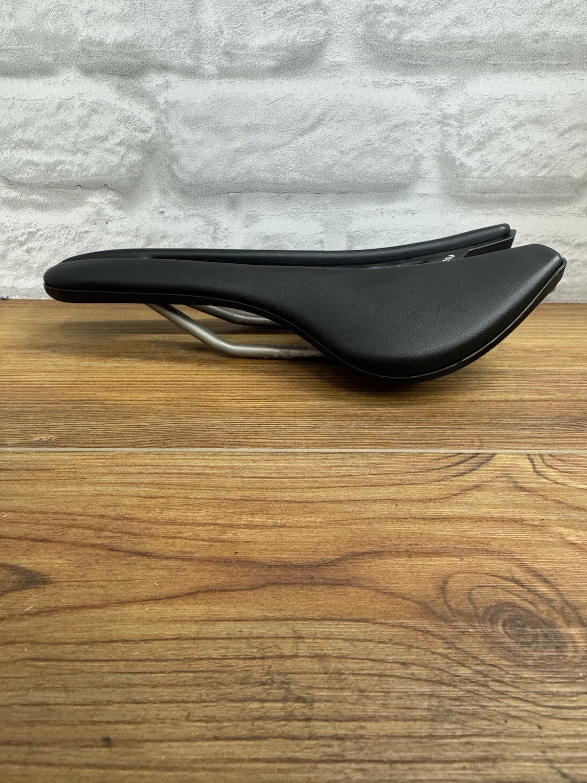 Vellomann Mitora Saddle 139mm