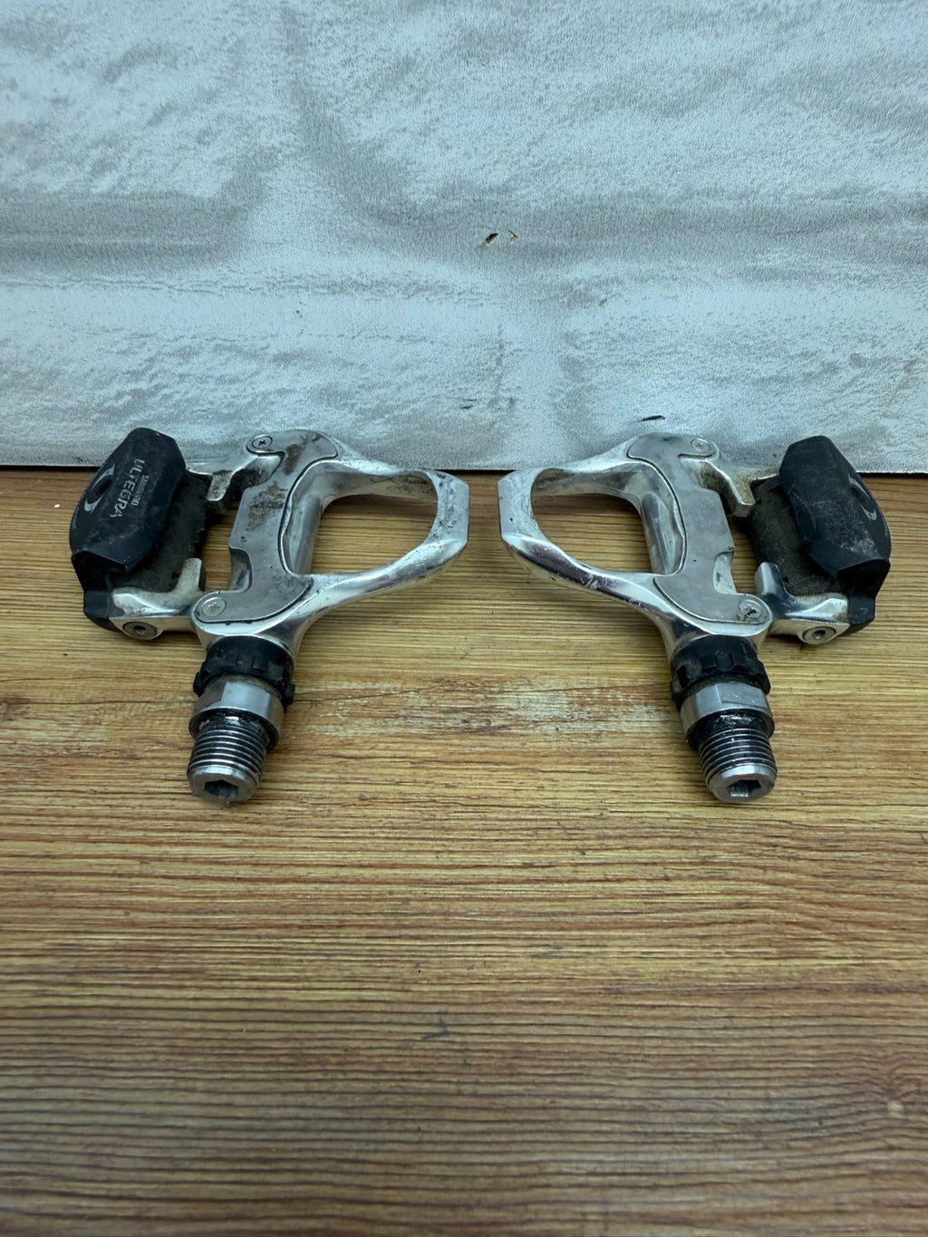 Shimano Ultegra PD-6620 Road Bike Pedals SPD-SL Clipless Grey