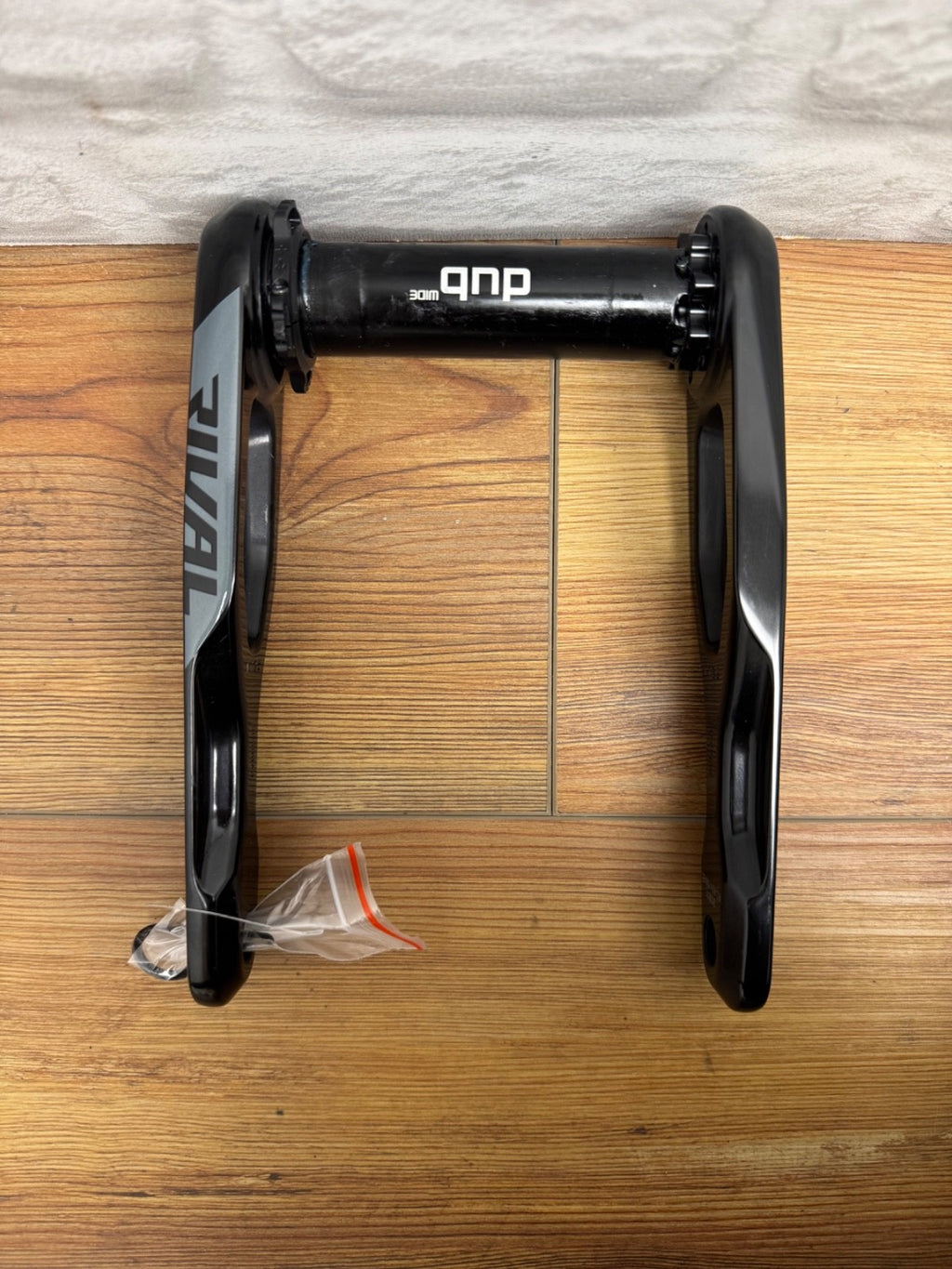 SRAM Rival E1 XPLR DUB Wide Crank Arms 172.5mm New Without Box