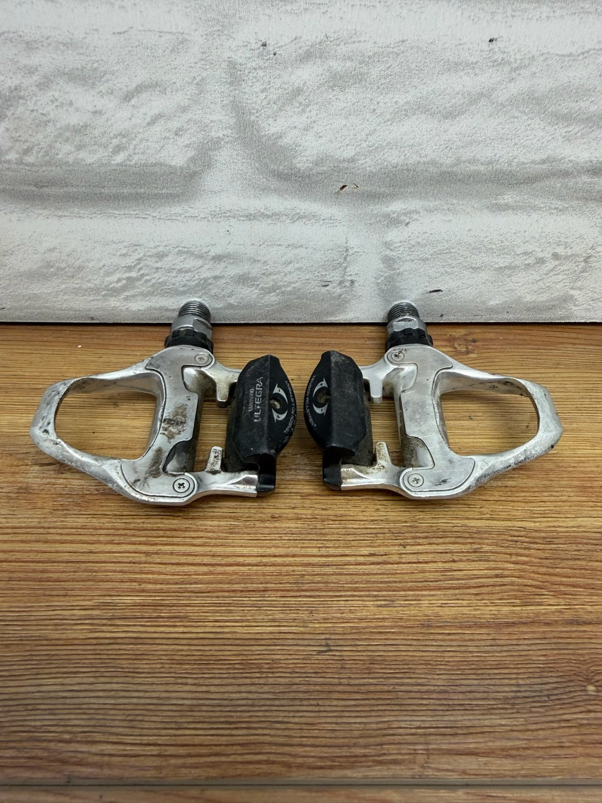 Shimano Ultegra PD-6620 Road Bike Pedals SPD-SL Clipless Grey