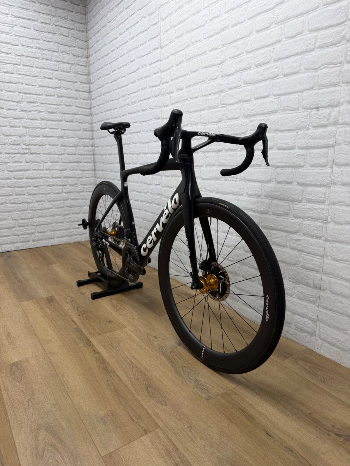 Cervelo S5 56cm Road Bike