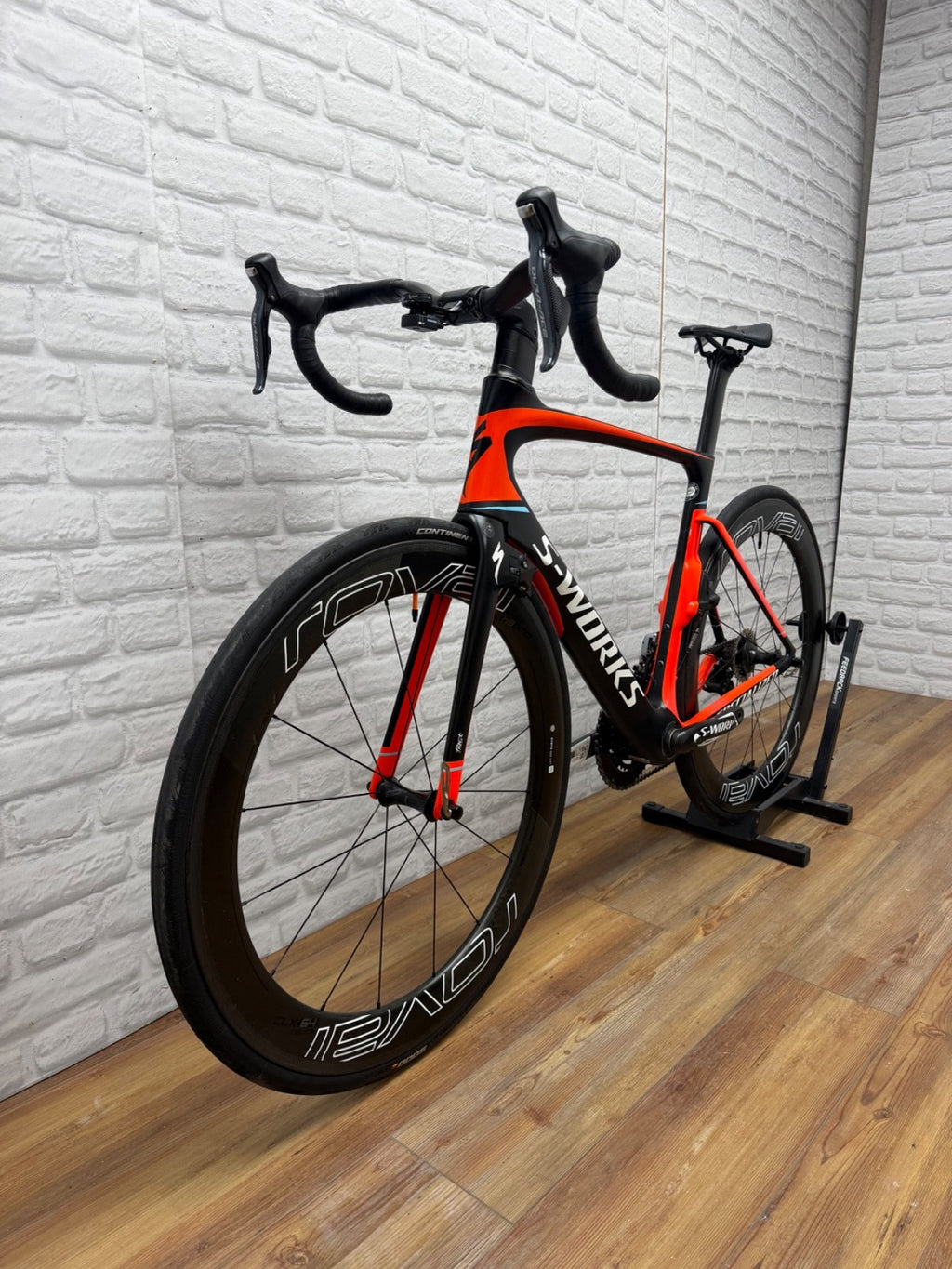 Specialized S-Works Venge Vias 56cm Road Bike