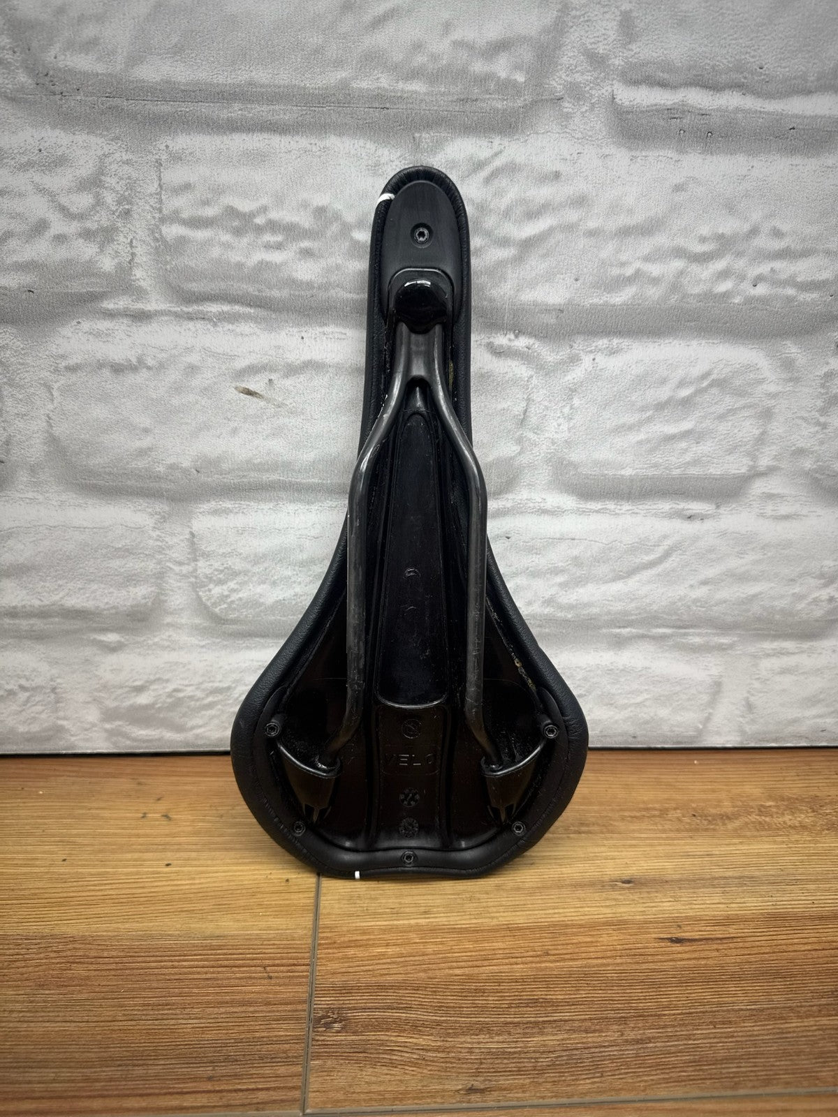 Avenir Velo Carbon Rail Saddle