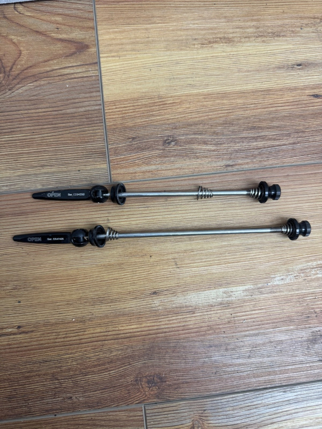 Zipp Stainless Steel Quick Release Skewer Set -- see description