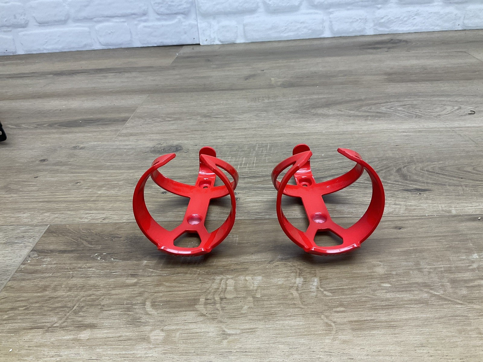 Trek Elite Recycled Water Bottle Cages Pair Glossy Red 