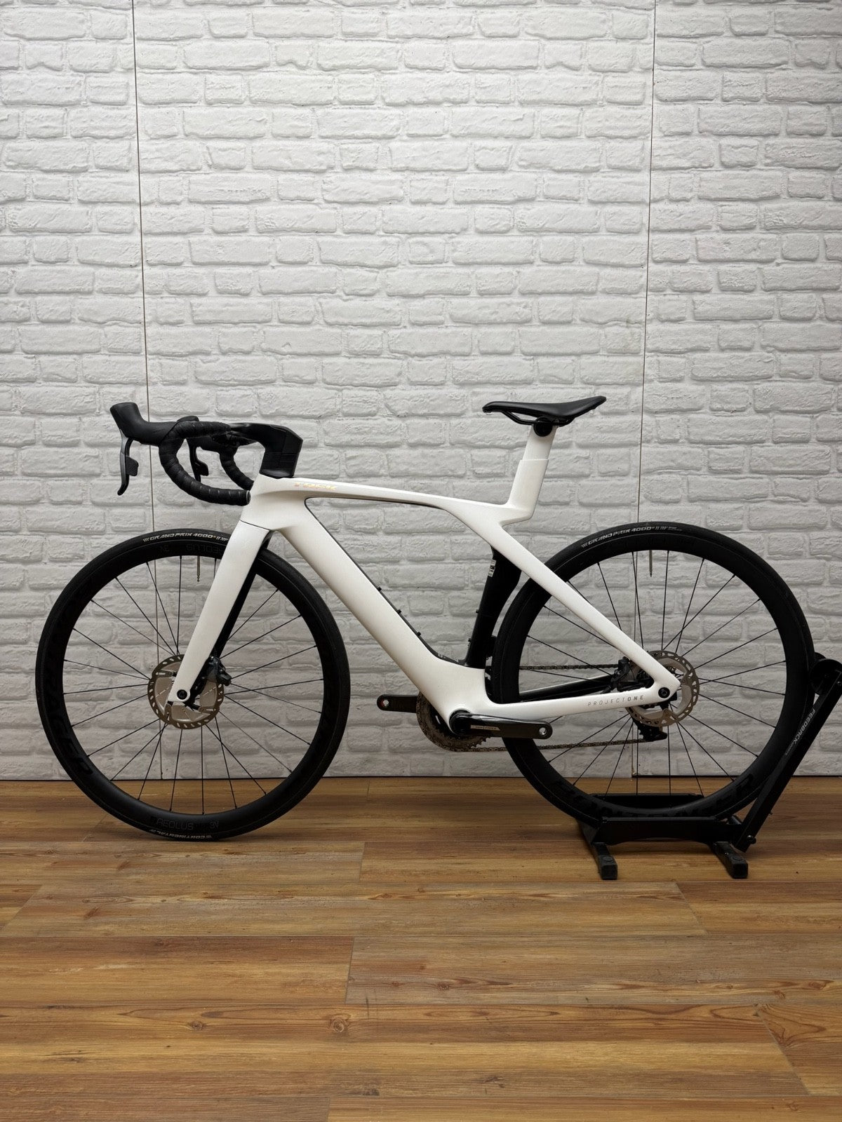 Trek Madone SLR Project One 52cm Disc eTap