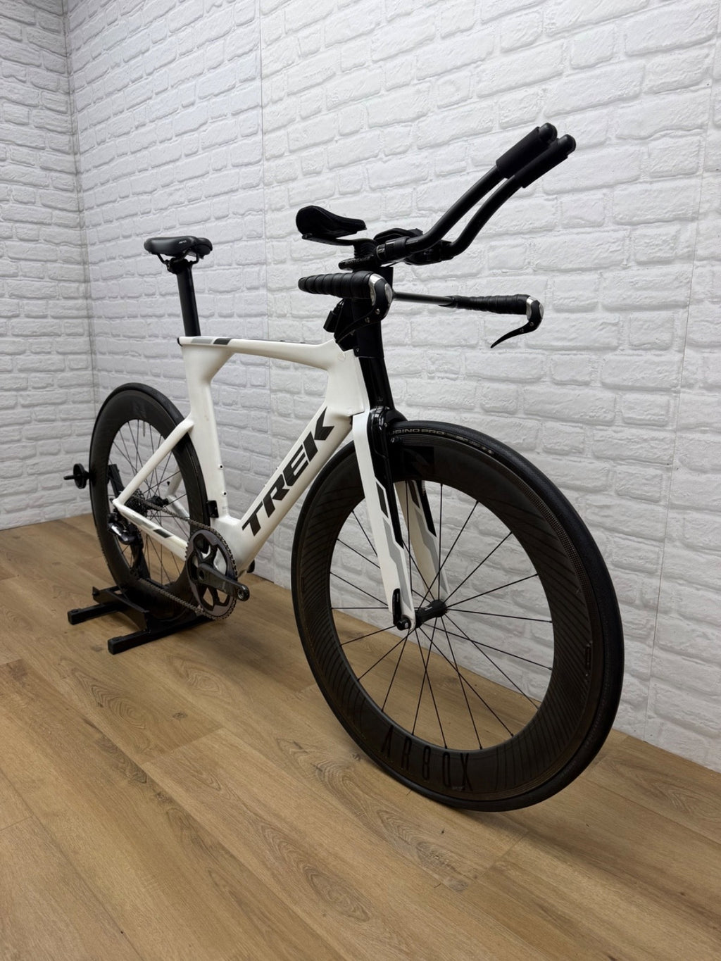 Trek Speed Concept Large Triathlon Bike