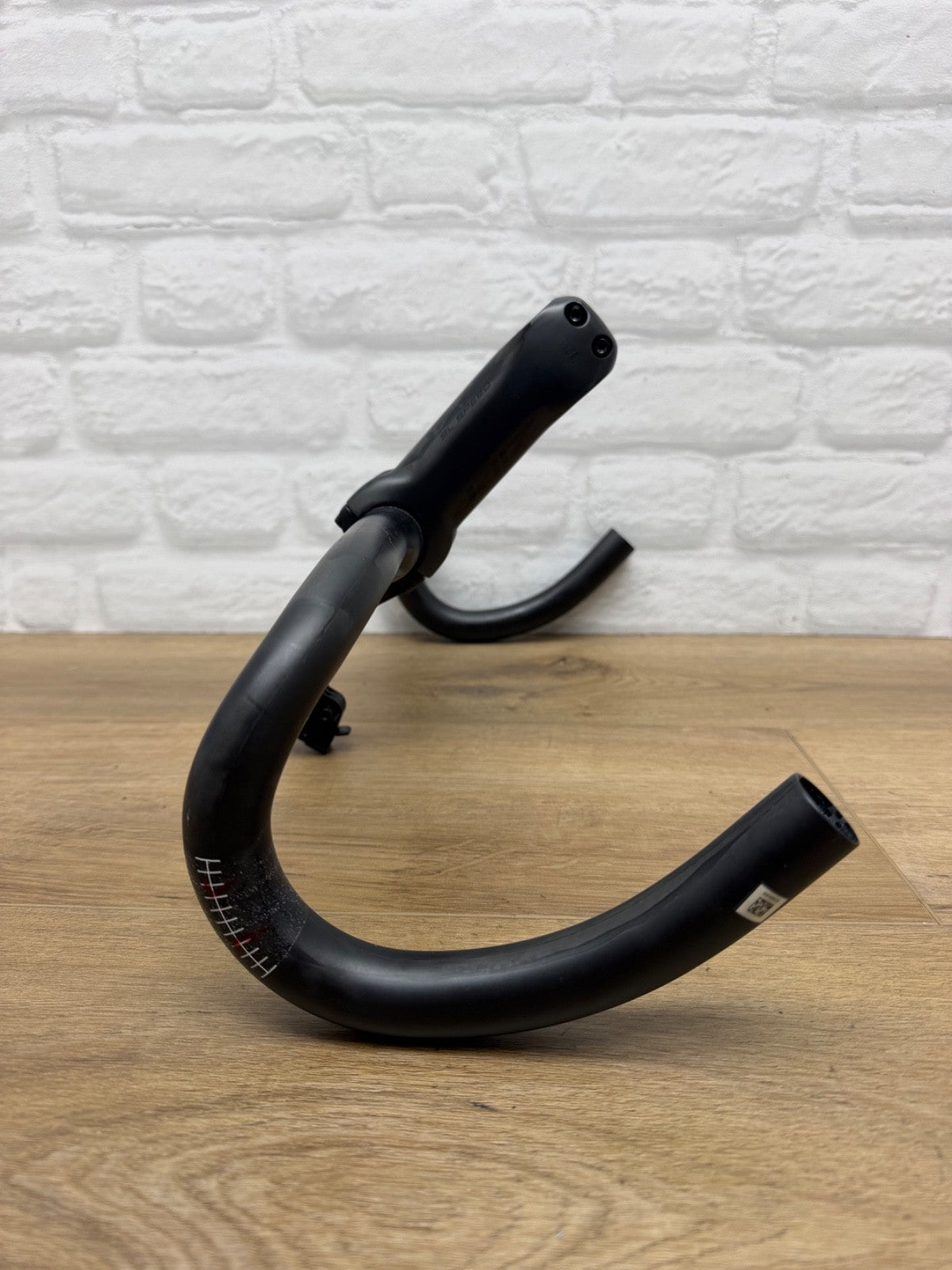 TAKE OFF Zipp SL70 Ergo Carbon 42cm Handlebars with 100mm SL Speed Carbon Stem