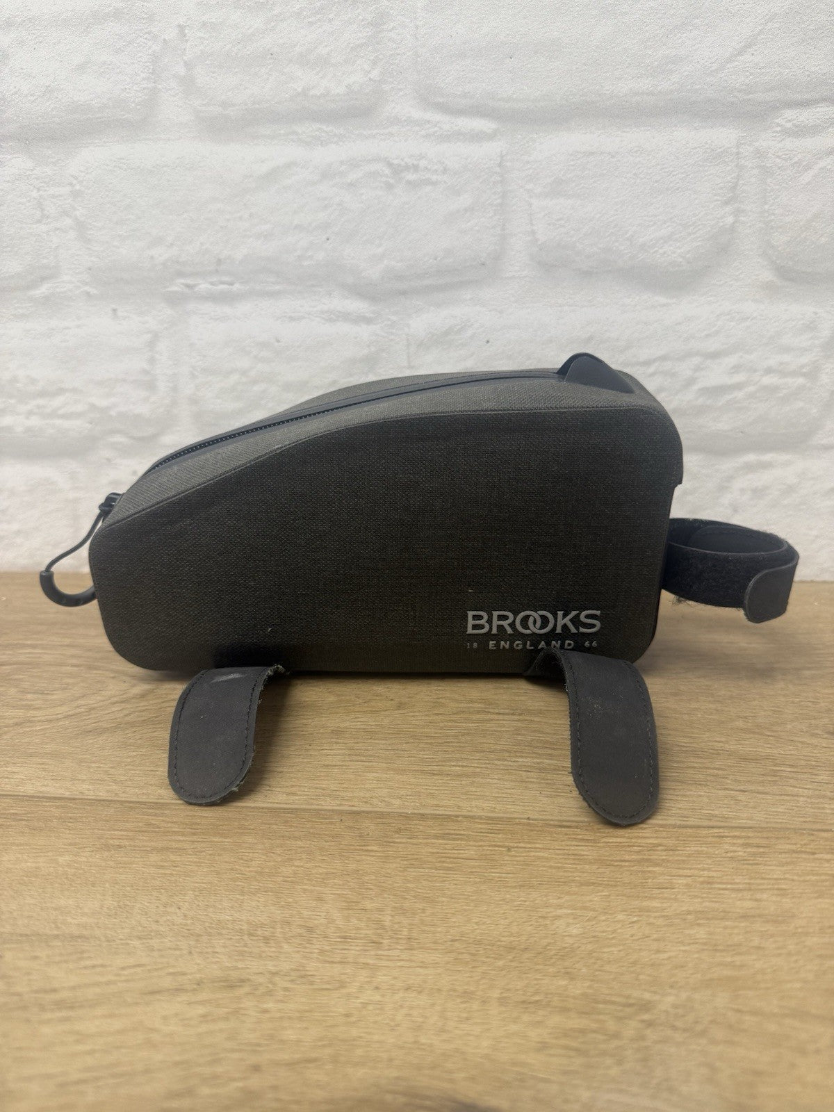 Brooks Scape Top Tube Bag