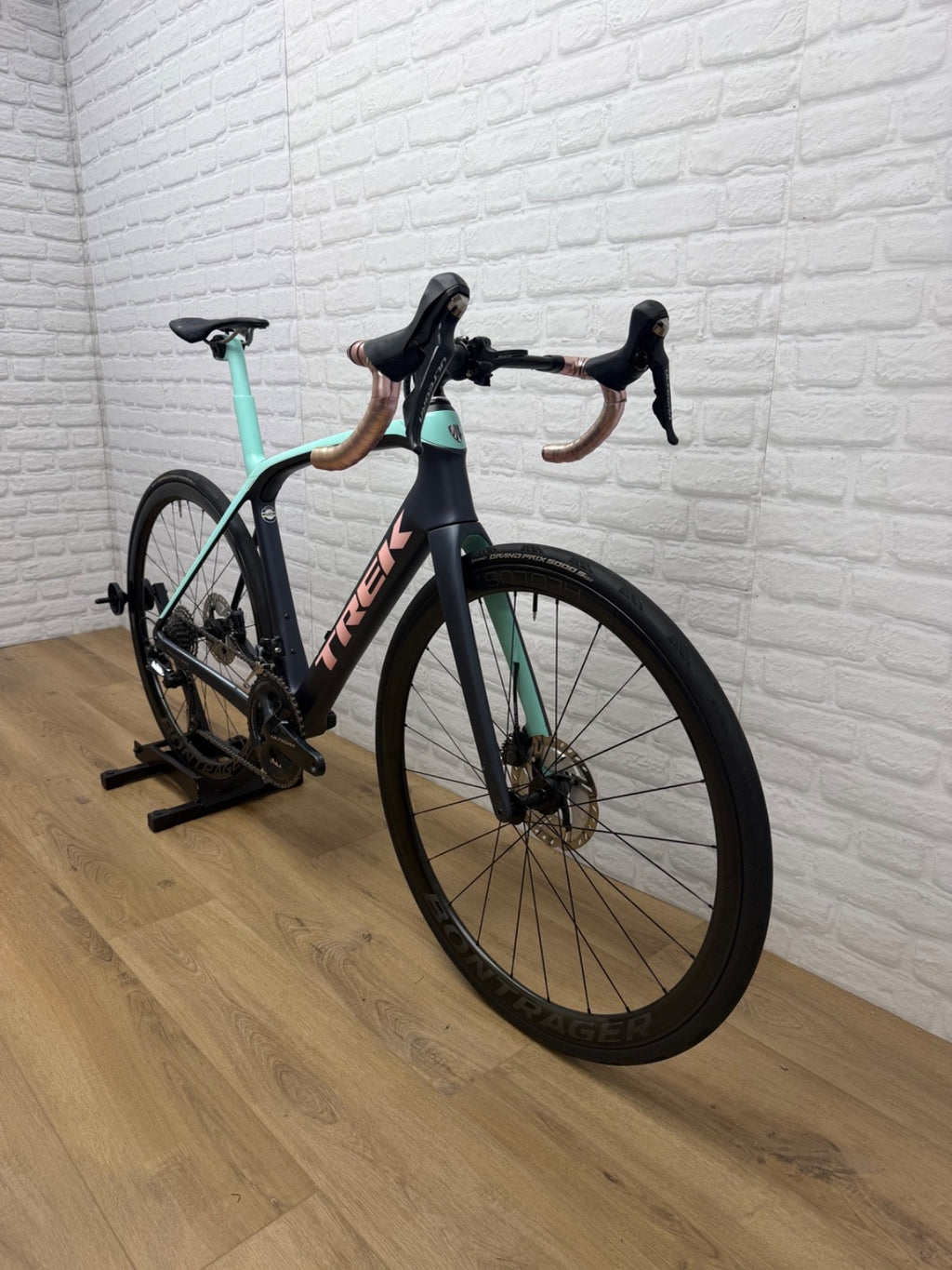 Trek Domane SLR Project One 54cm