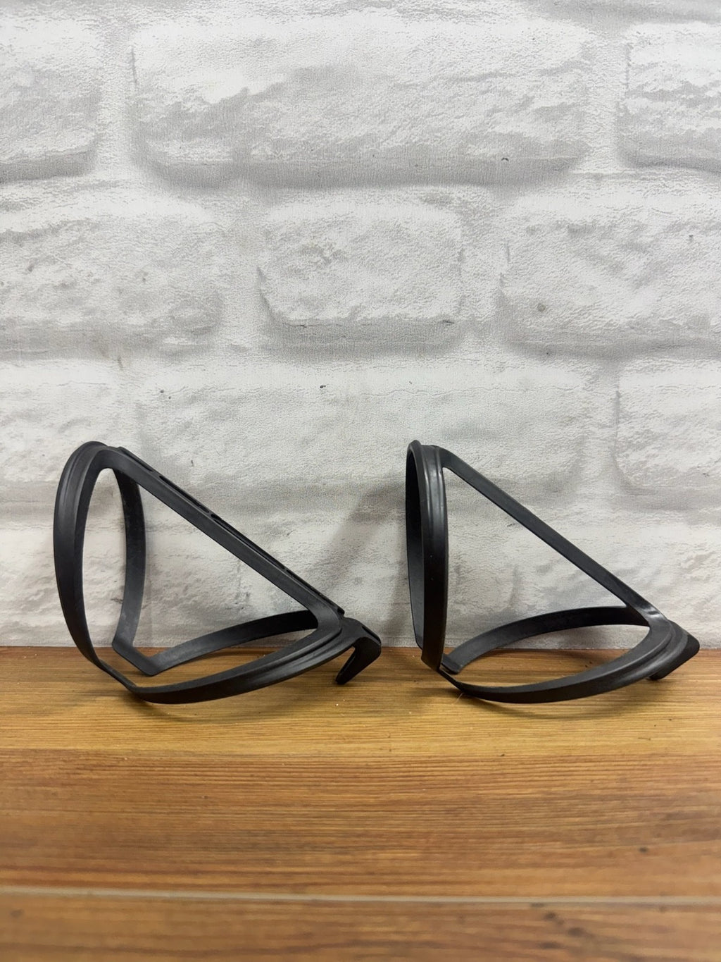 Canyon Lightweight Plastic Bottle Cage Set