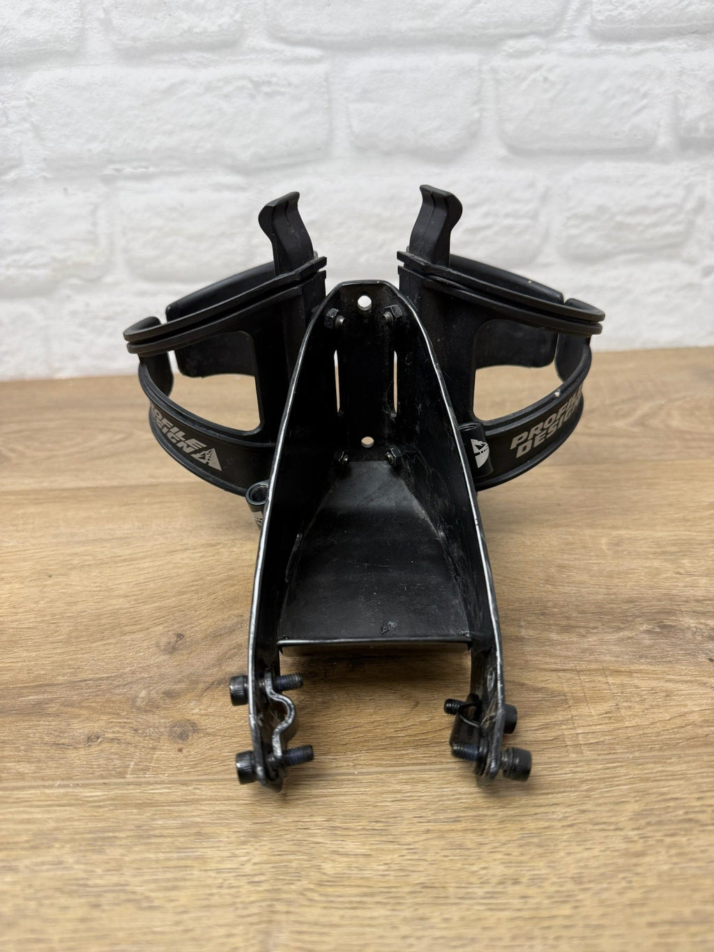 Profile Design Rear Mount Carbon Storage With Dual Profile Design Bottle Cages