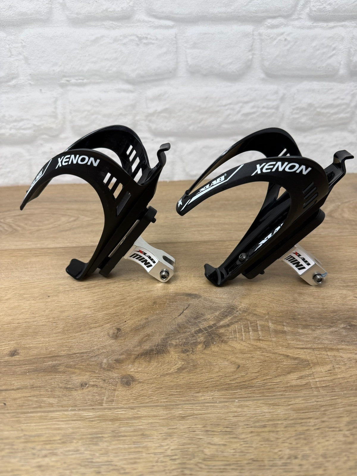Xlab Xenon Water Bottle Cage Set With Xlab Mini Wing 105 