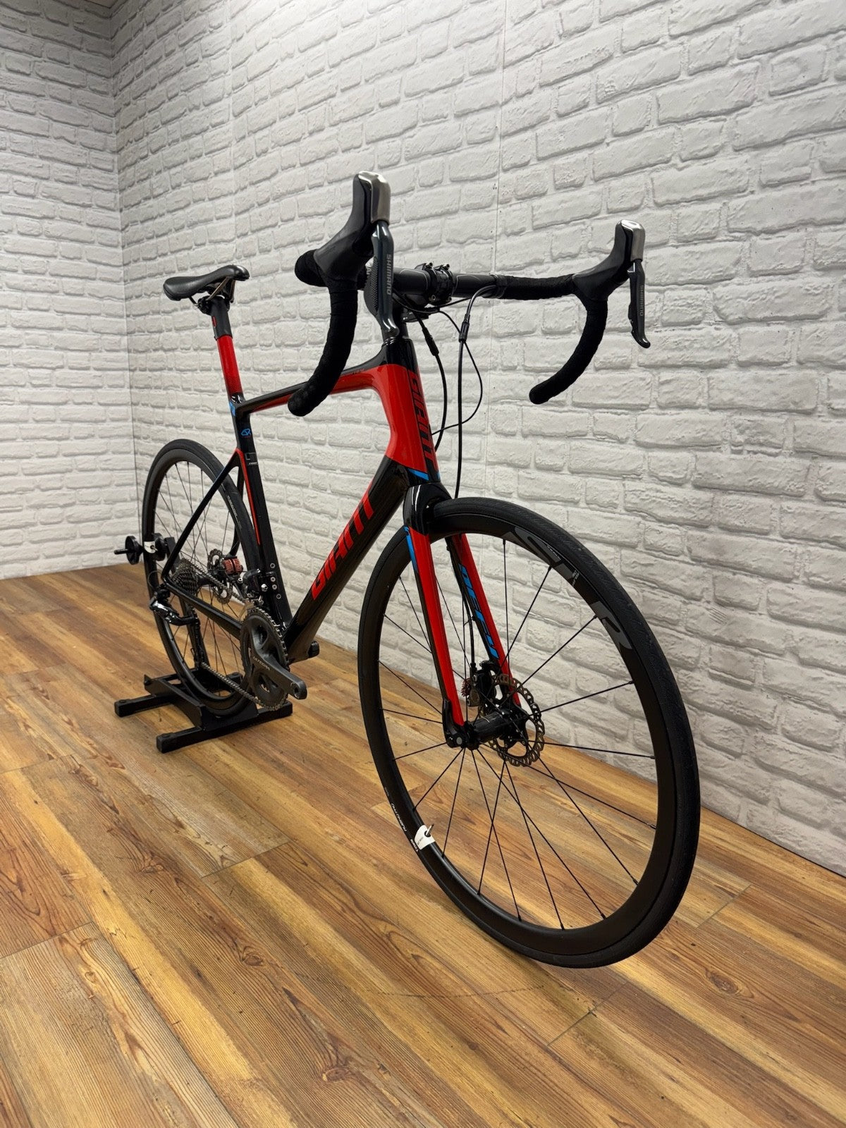 Giant Defy Advanced Large Di2