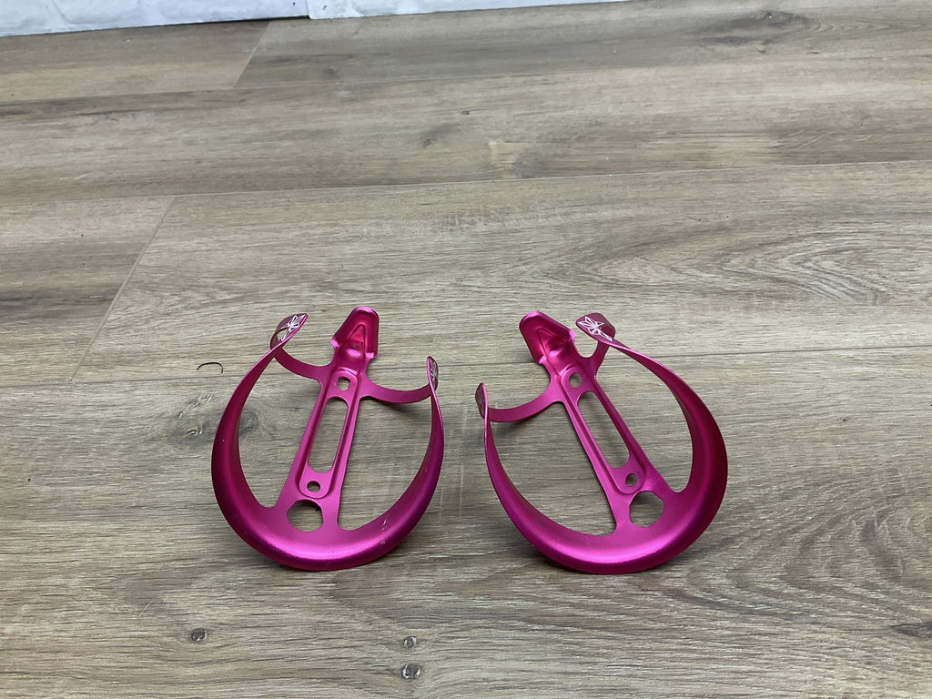 Supacaz Fly Cage Ano Pair 