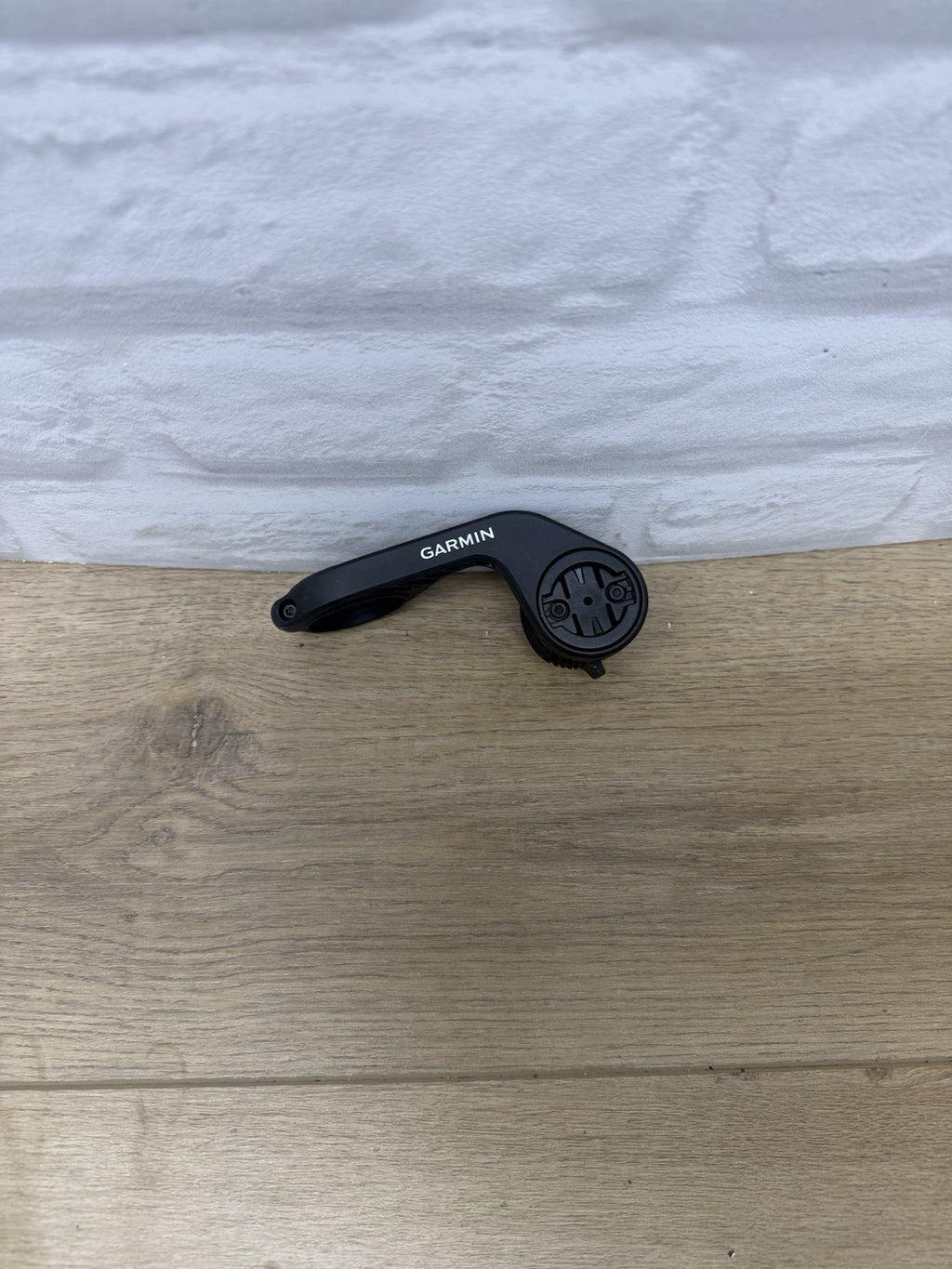 garmin flush out-front mount