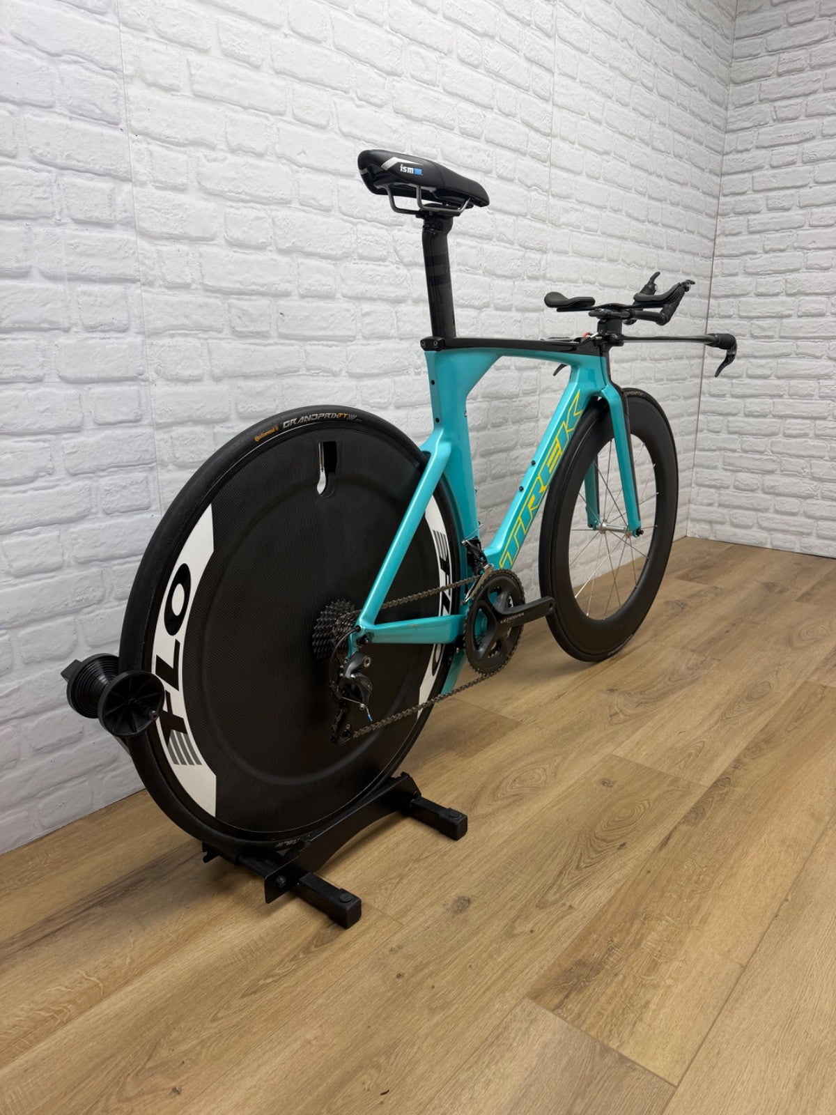 Trek Speed Concept Project One Medium Triathlon Bike