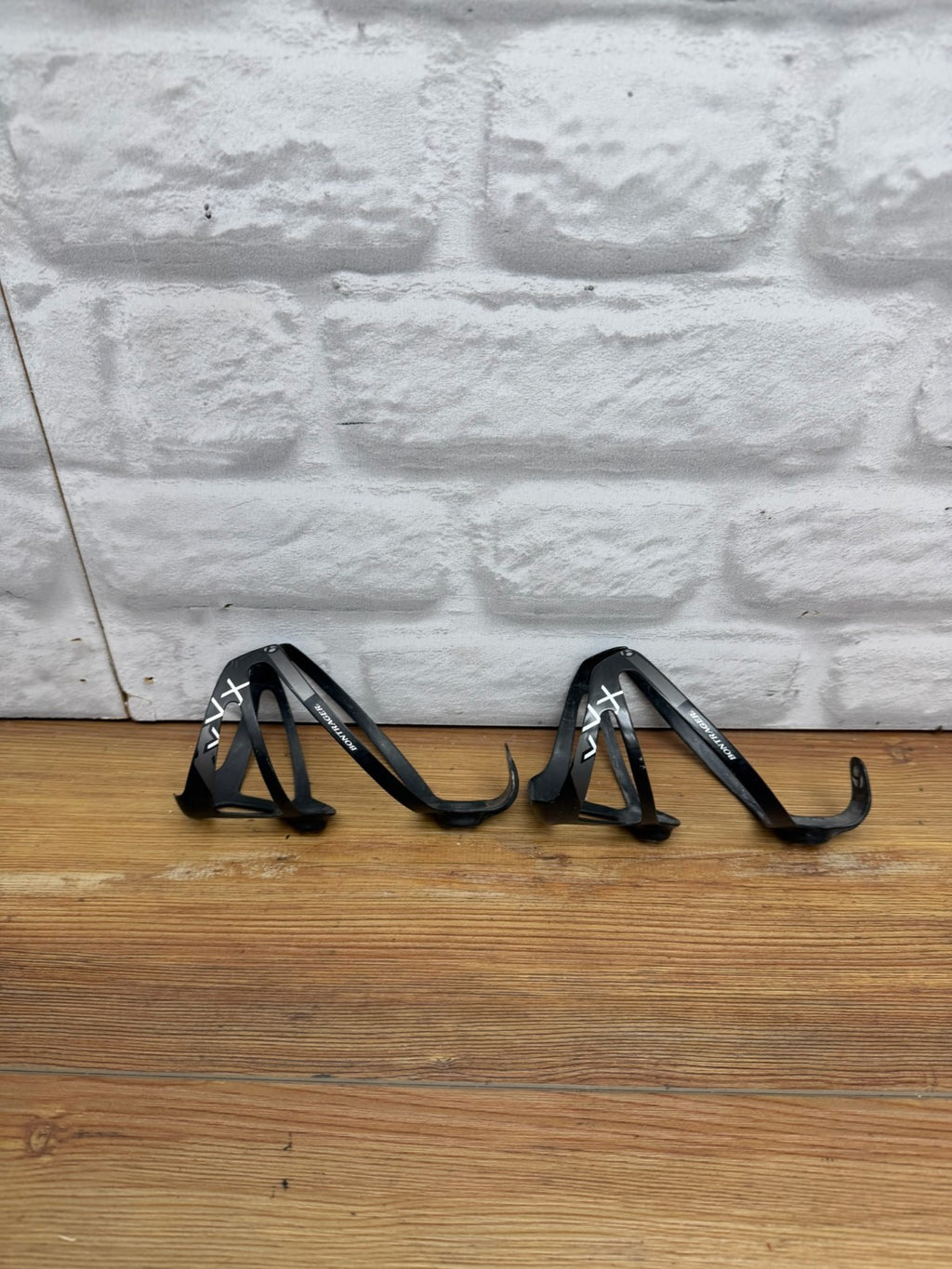 Bontrager XXX Carbon Water Bottle Cage Pair