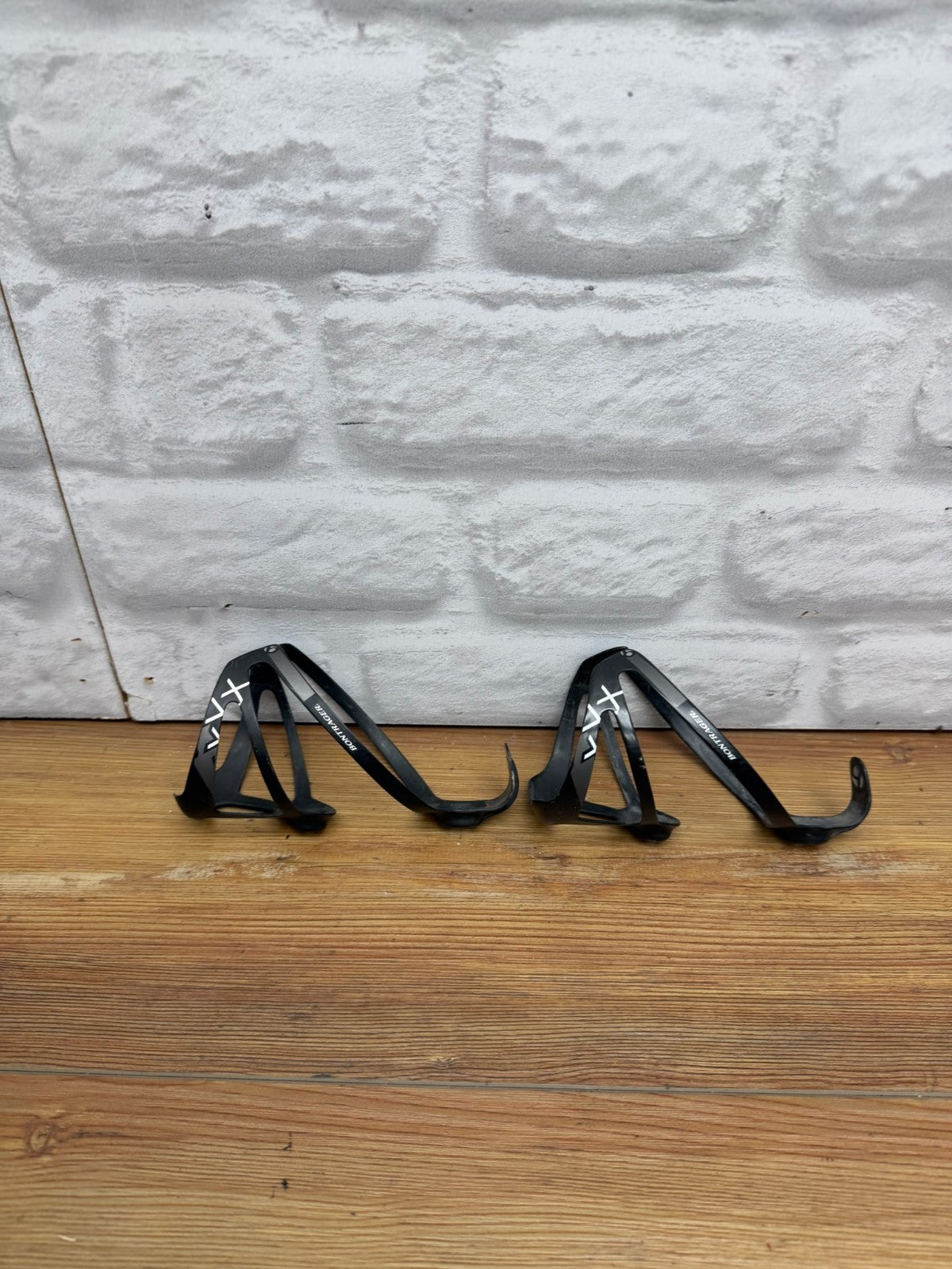 Bontrager XXX Carbon Water Bottle Cage Pair