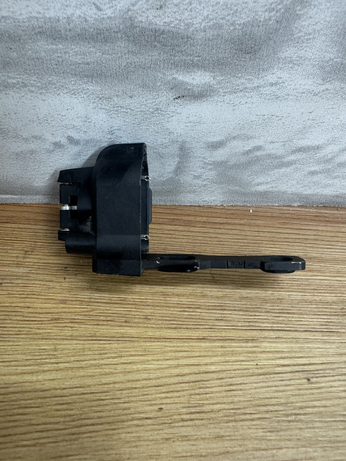 Shimano SM-BMR2 Di2 Long Battery Mount