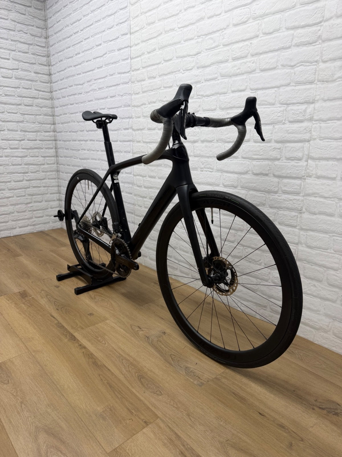 Trek Domane SL 5 54cm Road Bike