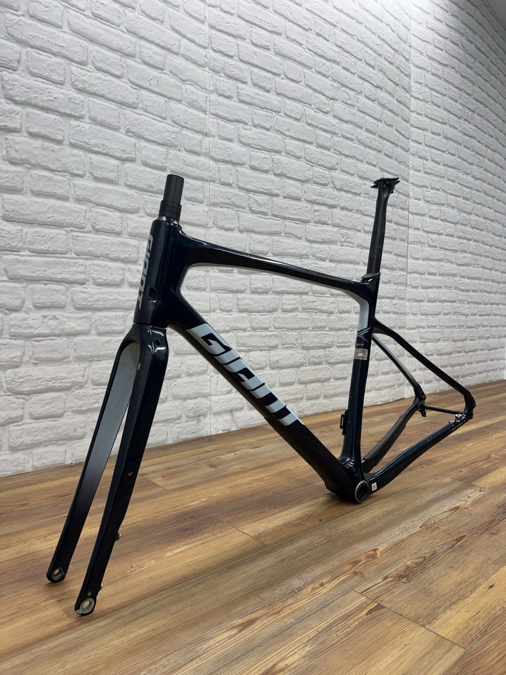 Giant Revolt Pro O Frame Medium/Large