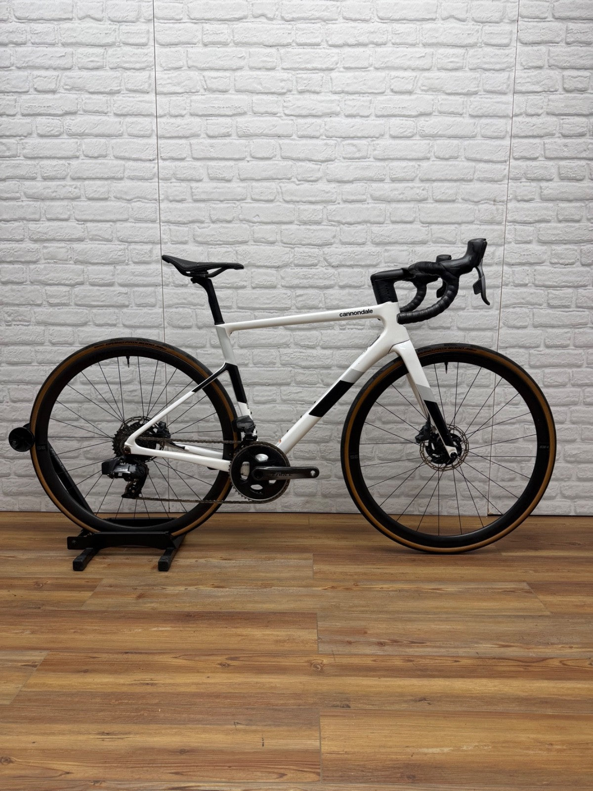 Cannondale Supersix EVO 51cm eTap Road Bike