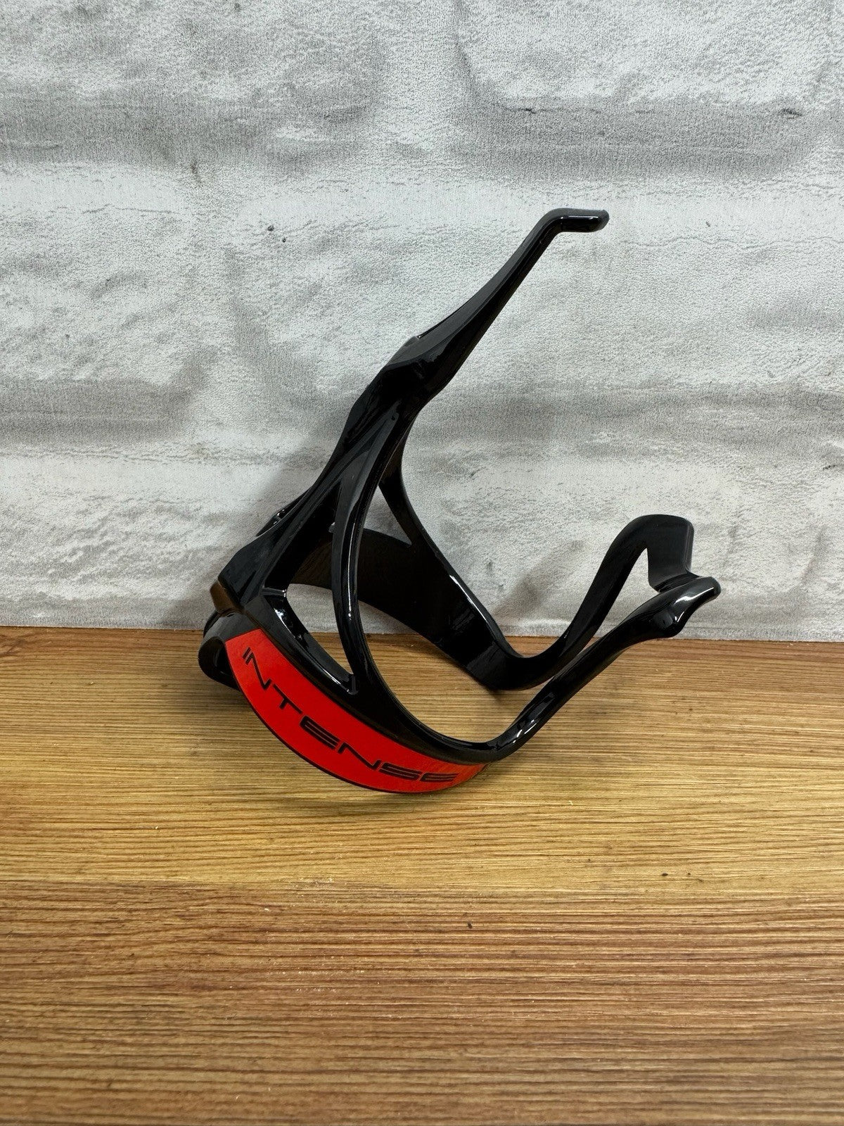 NEW Intense Bottle Cage
