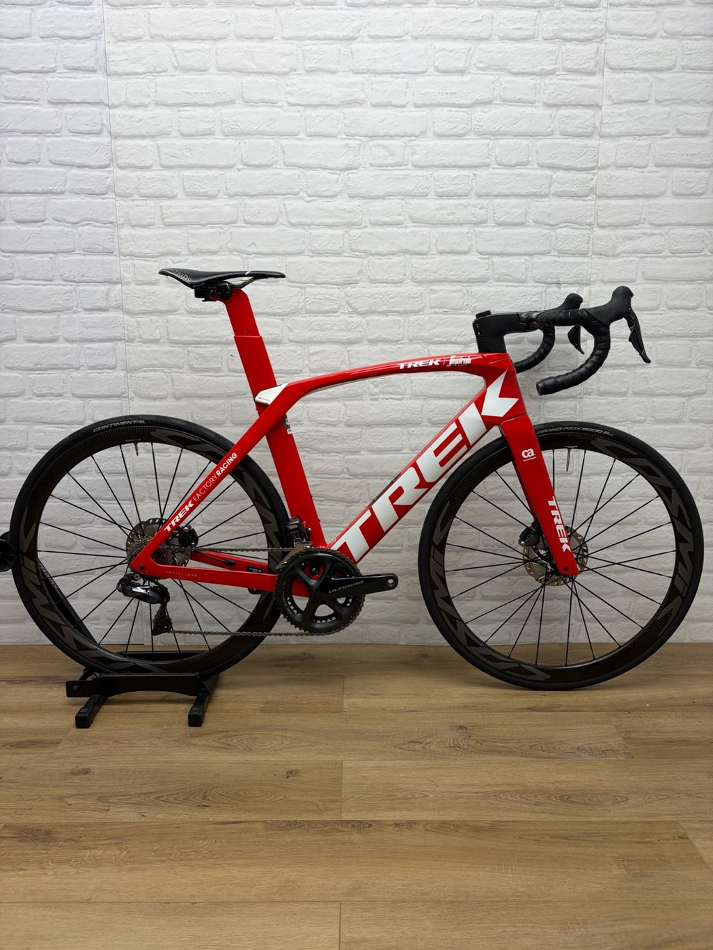 Trek Madone SLR Project One 56cm Team Segafredo Edition
