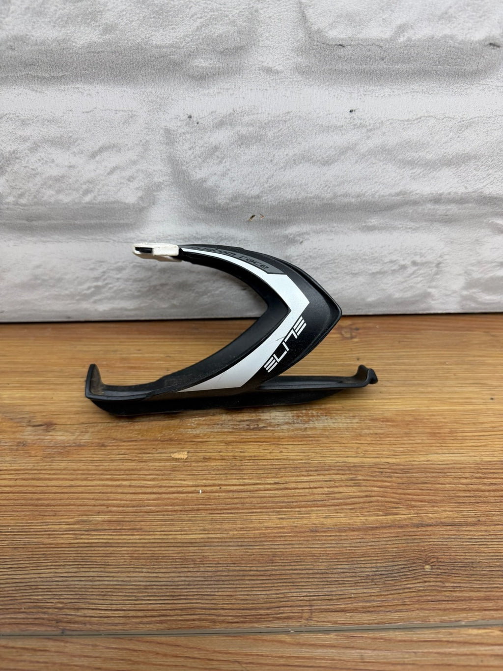 Elite Custom Race Skin Black/White Water Bottle Cage