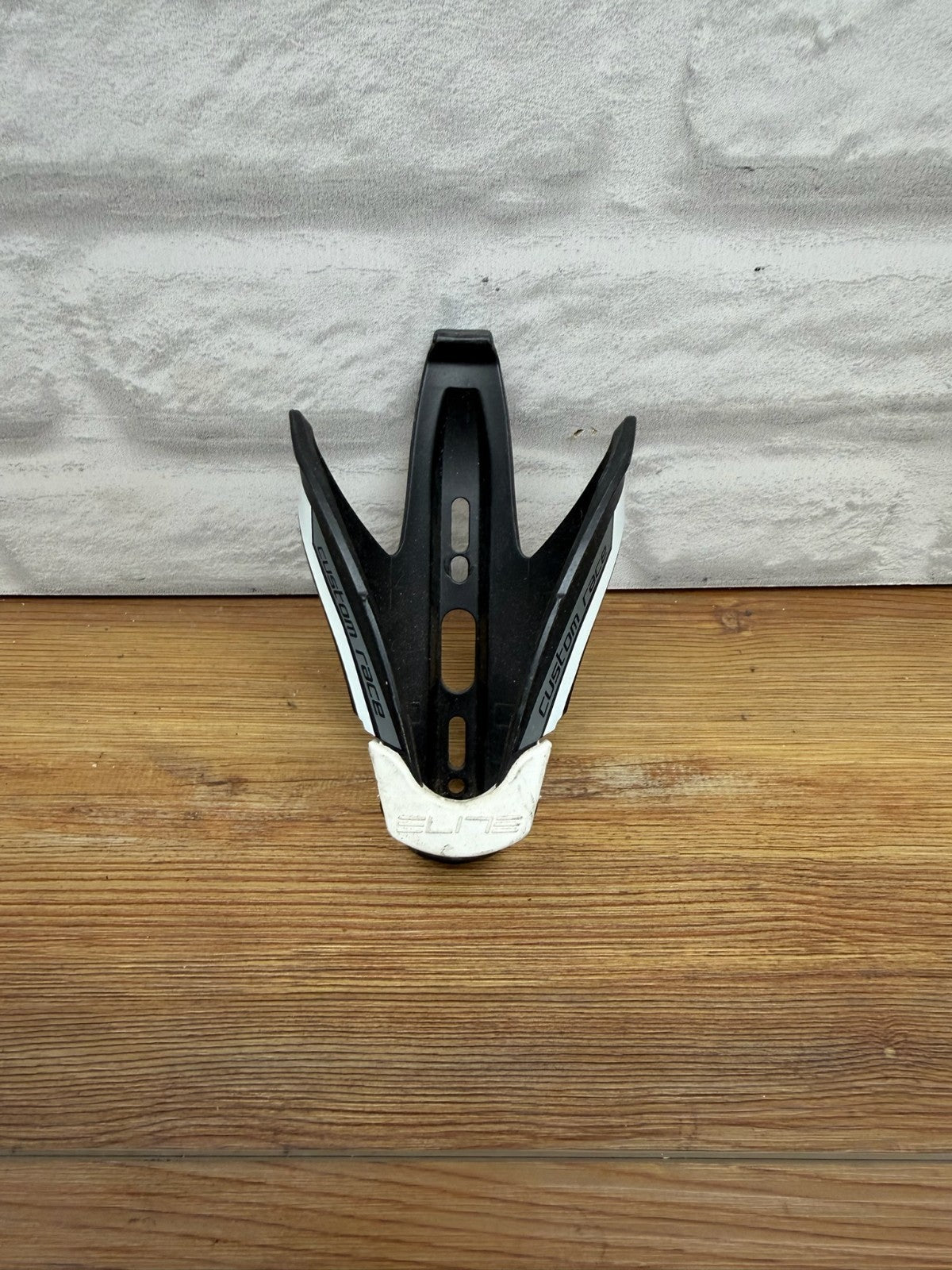 Elite Custom Race Skin Black/White Water Bottle Cage