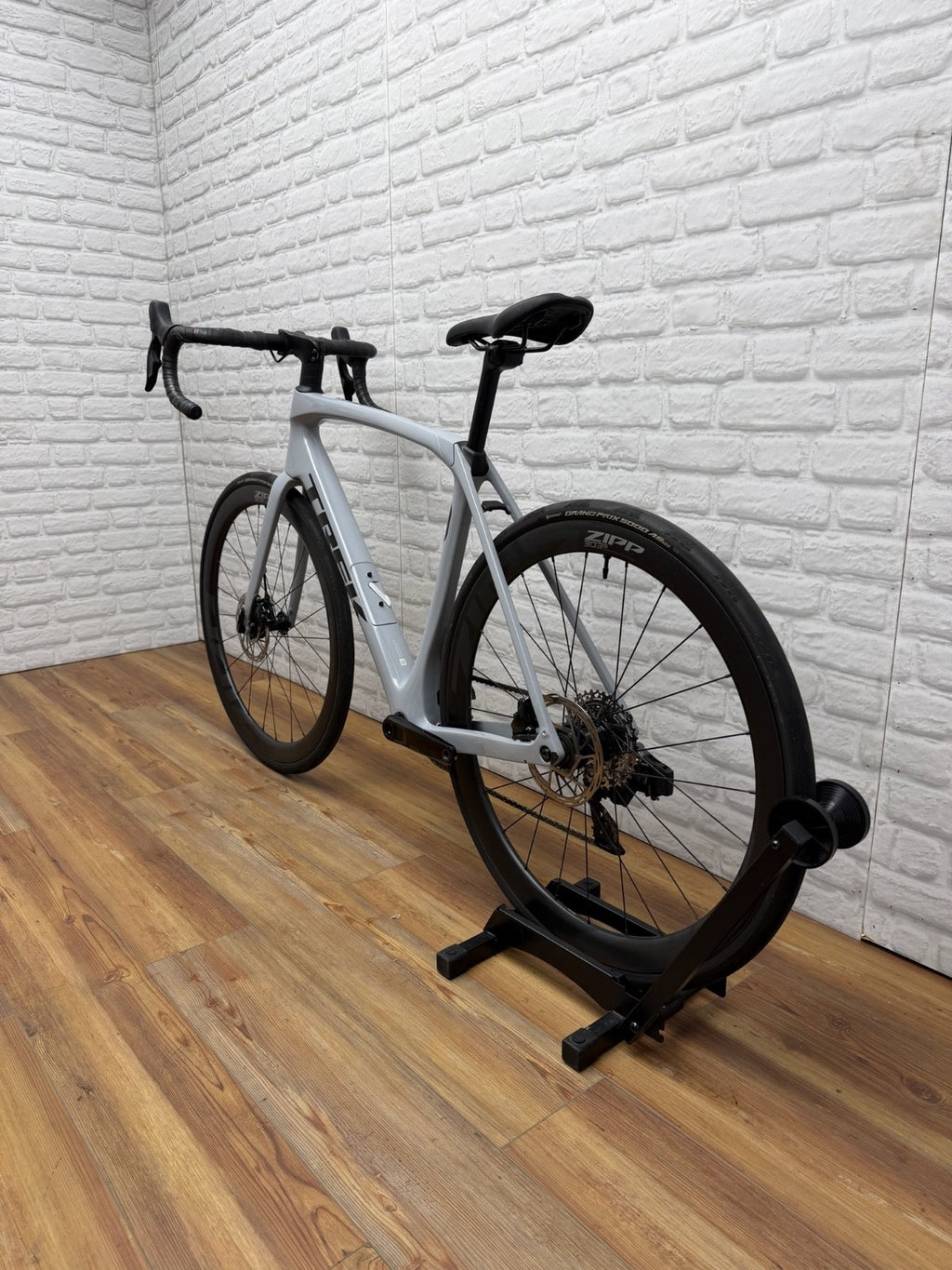 Trek Domane Gen 4 SL 56cm eTap