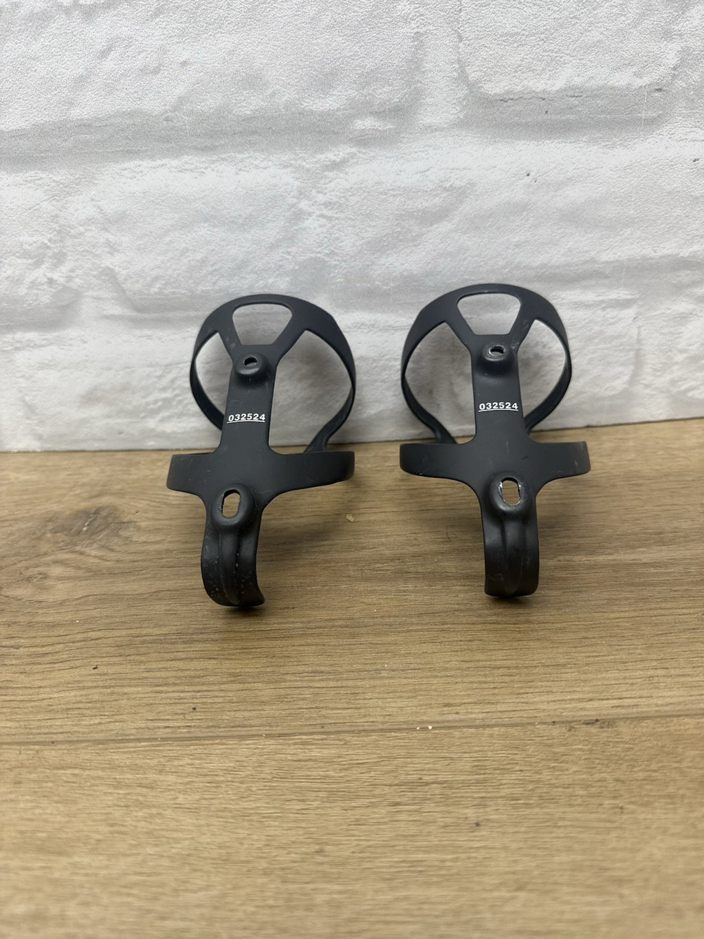 Bontrager XXX Carbon Fiber Water Bottle Cages Black set