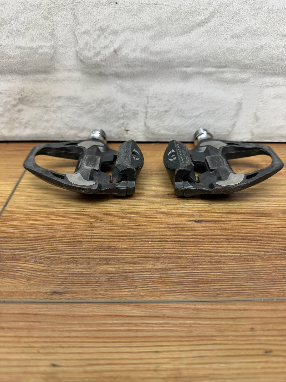 Shimano Ultegra PD-R8000 Clipless Road Bike Pedals