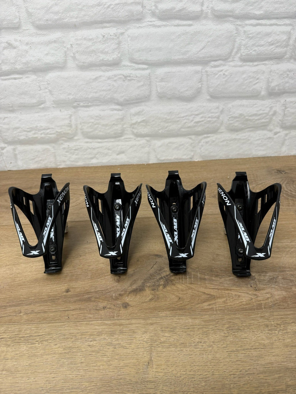 Xlab Xenon Water Bottle Cage Set With Xlab Mini Wing 105 