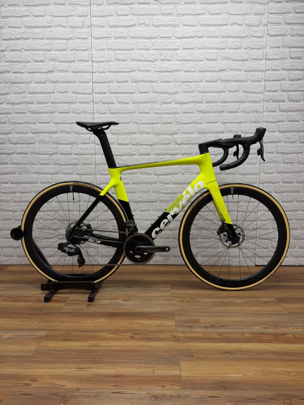 Cervelo S3 56cm eTap Road Bike