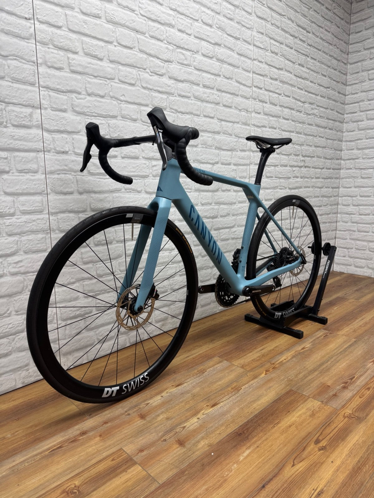 Canyon Endurance CF SLX Small eTap Disc Brake